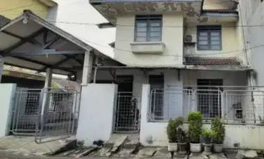 LANGKA, Rumah Rungkut Mapan Hitung Tanah Hook Pojok 2 Lantai Besar Dekat Merr SHM