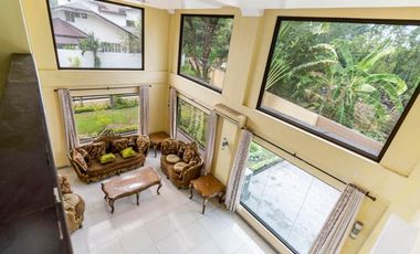 5BR House and Lot for Sale at Alabang Muntinlupa City