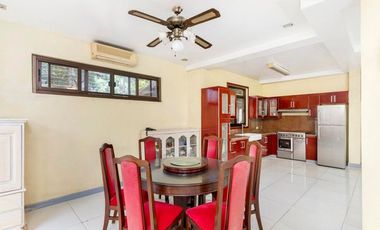 5BR House and Lot for Sale at Alabang Muntinlupa City
