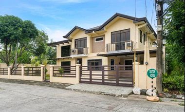 5BR House and Lot for Sale at Alabang Muntinlupa City