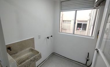 Depa en Venta en Santa Barbara, Av Real de San Martín 103 con 2h, 1b, 1e