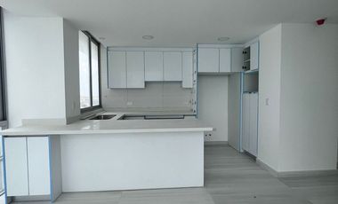 Se vende departamento al pie de playa en Salinas