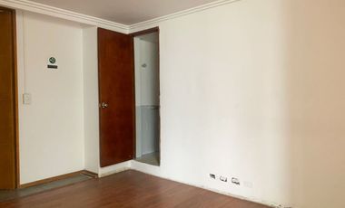 PR19042 Oficina en arriendo en el sector Villa Carlota