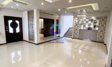 CASA EN VENTA CONJUNTO MEDITERRANEO