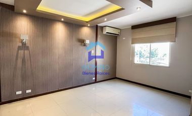 CASA EN VENTA CONJUNTO MEDITERRANEO