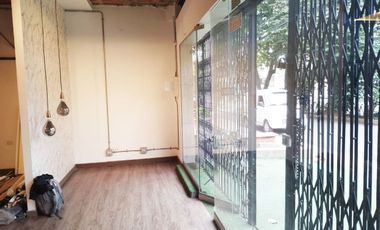 PR19425 Local en arriendo en el sector Laureles