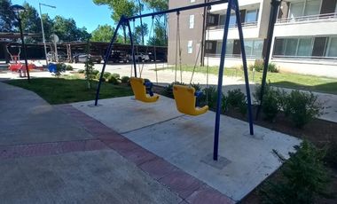ARRIENDO DEPARTAMENTO 2 D + 2 B COMO NUEVO EN CONDOMINIO.