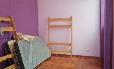 SE VENDE CASA DE PLAYA EN CALLE COMERCIO,    CERRO AZUL