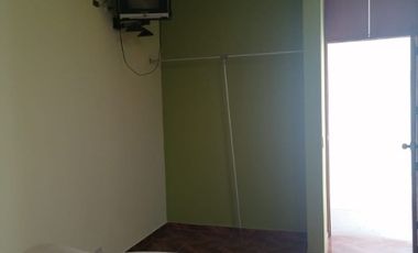 SE VENDE CASA DE PLAYA EN CALLE COMERCIO,    CERRO AZUL