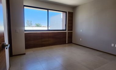 Casa Nueva en Venta en Parques Vallarta en Zapopan