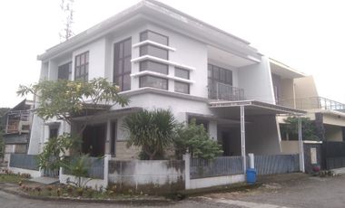 Rumah Siap Huni Lokasi Pagesangan Surabaya Selatan