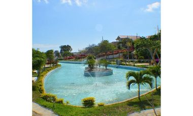 casa en urbanización de venta en manta zona sur