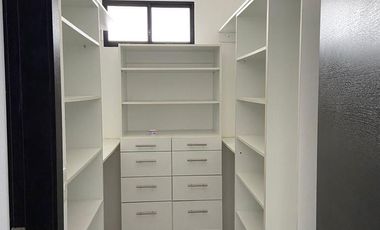 Napoli alquiler casa con piscina de 3 Dormitorios con su baño (J Luna)