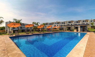 CASA CON ALBERCA EN VENTA A MINUTOS DE CUERNAVACA