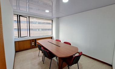 Colinas del Poblado, Excelente Oficina