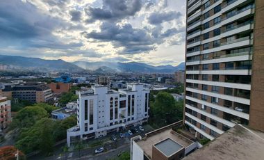 Colinas del Poblado, Excelente Oficina