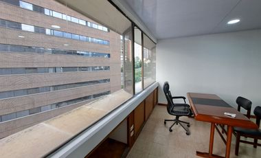 Colinas del Poblado, Excelente Oficina