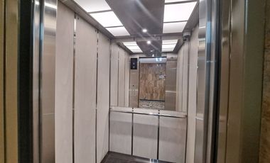 Colinas del Poblado, Excelente Oficina