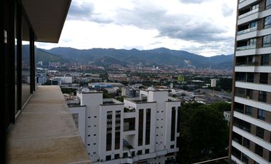 Colinas del Poblado, Excelente Oficina