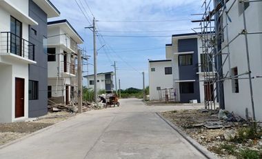 FOR RENT 3 bedrooms single detached house in Elizabeth Homes Danao City, Cebu
