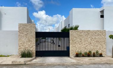 Renta townhouse en Temozón