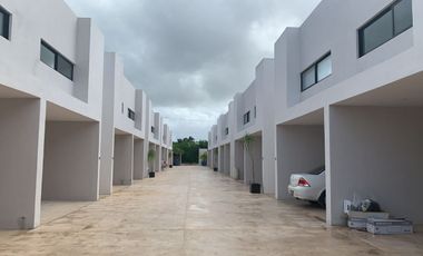 Renta townhouse en Temozón