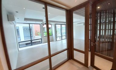 FOR SALE: Stunning 4-Storey Townhouse in Rosevale Estates, Paco, Manila City with 4BR,  3 Car Garage and Modern Amenities!