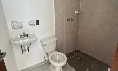SE VENDE BONITA CASA UBICADO EN FRACCIONAMIENTO LOMAS VERDES