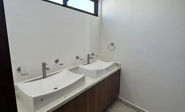 SE VENDE BONITA CASA UBICADO EN FRACCIONAMIENTO LOMAS VERDES