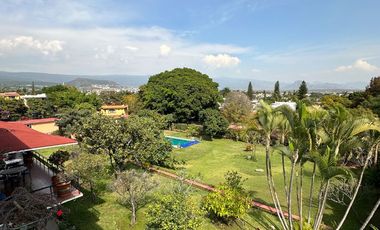 VENTA DE HERMOSA CASA DE 4,000 MTS DE TERRENO EN ZONA RESIDENCIAL DE CUERNAVACA