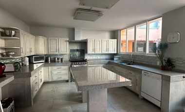 VENTA DE HERMOSA CASA DE 4,000 MTS DE TERRENO EN ZONA RESIDENCIAL DE CUERNAVACA