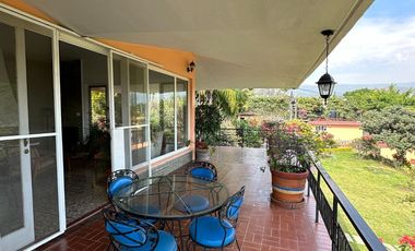 VENTA DE HERMOSA CASA DE 4,000 MTS DE TERRENO EN ZONA RESIDENCIAL DE CUERNAVACA