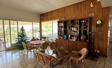 VENTA DE HERMOSA CASA DE 4,000 MTS DE TERRENO EN ZONA RESIDENCIAL DE CUERNAVACA