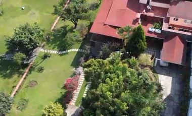 VENTA DE HERMOSA CASA DE 4,000 MTS DE TERRENO EN ZONA RESIDENCIAL DE CUERNAVACA