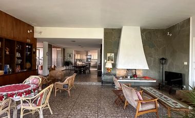 VENTA DE HERMOSA CASA DE 4,000 MTS DE TERRENO EN ZONA RESIDENCIAL DE CUERNAVACA