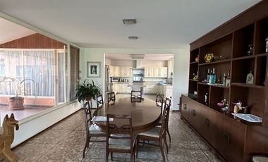 VENTA DE HERMOSA CASA DE 4,000 MTS DE TERRENO EN ZONA RESIDENCIAL DE CUERNAVACA