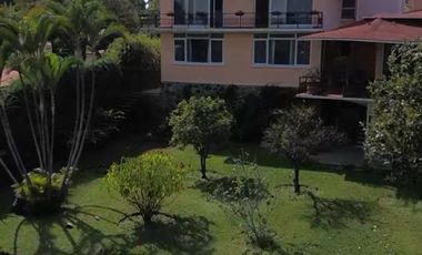 VENTA DE HERMOSA CASA DE 4,000 MTS DE TERRENO EN ZONA RESIDENCIAL DE CUERNAVACA