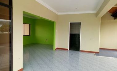 Ready to Move-In 3 Storey 5 Bedroom House walking Distance from Highway in Talisay, Cebu