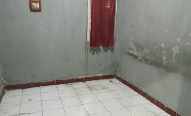 Rumah Hook 2 Lantai Dekat Pasar Lama Serang