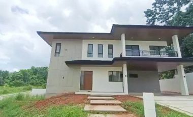 NEW 474 SQM. READY FOR OCCUPANCY HOUSE & LOT + 4-CARPARK SPACE GARAGE AT SUN VALLEY ESTATES - ANTIPOLO CITY NEAR MARCOS HIGHWAY