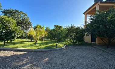Casa campestre en parcelación con un increíble terreno