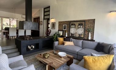 CASA EN VENTA EN LAS CAÑADAS