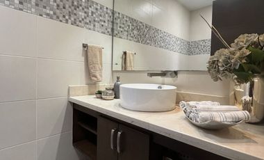 CASA EN VENTA EN LAS CAÑADAS