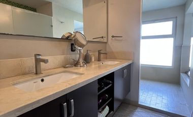 CASA EN VENTA EN LAS CAÑADAS