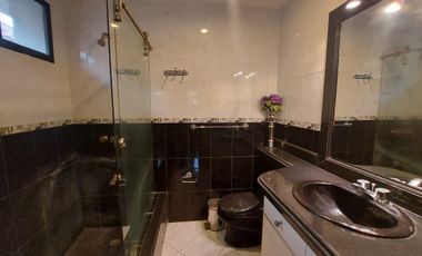 Samborondon, Vendo Hermosa Casa de 4 Dorm. con Piscina