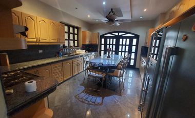 Samborondon, Vendo Hermosa Casa de 4 Dorm. con Piscina