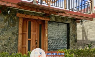 De Venta Hermosa Casa Remodelada con Área Verde, Challuabamba C1025