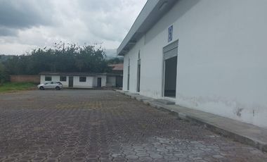 DE OPORTUNIDAD VENTA O ARRIENDO BODEGAS COMERCIALES EN YARUQUI SOBRE LA E-35