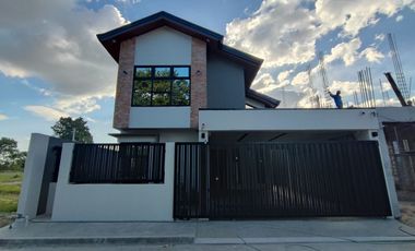FOR SALE MODERN TWO STOREY HOUSE IN PAMPANGA NEAR SM TELABASTAGAN AND CHEVALIER