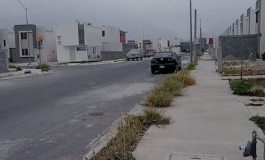 Renta Privada casa Nueva   servicios Arcos del Poniente Garcia N.L.